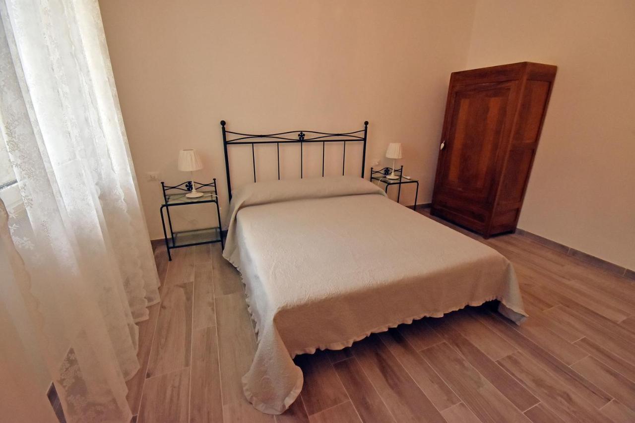 Bed and Breakfast Castelli In Aria Finale Ligure Exterior foto